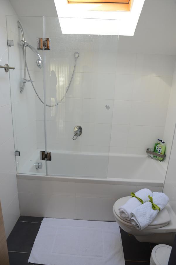 Saidoff, Amazing 4 Bedroom 3 Bath In City Center, Pool, Parking!!! Jerusalem Exterior photo