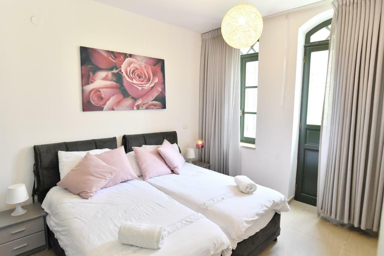 Saidoff, Amazing 4 Bedroom 3 Bath In City Center, Pool, Parking!!! Jerusalem Exterior photo